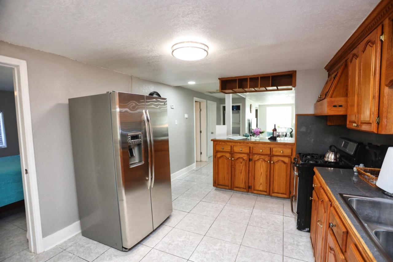 Galveston Getaway - Close To Everything Екстер'єр фото